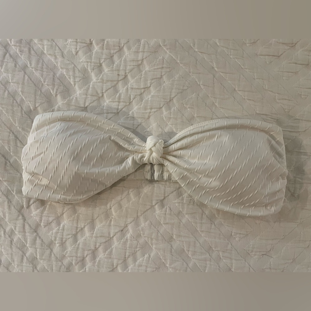 Abercrombie & Fitch Women’s White Bandeau Swim Top with Knot Front